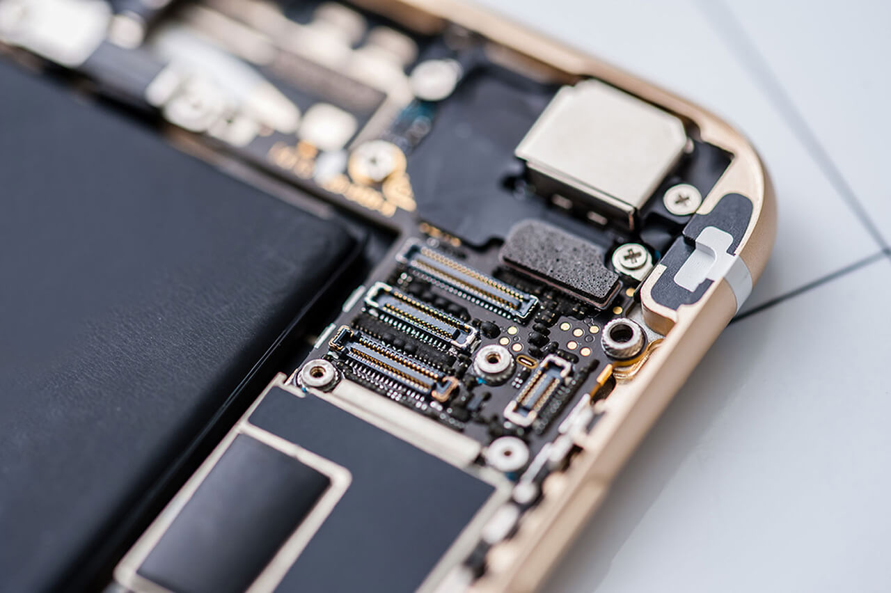 Cell Phone Repairs: How to Stay Ahead of the Crowd